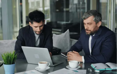 business-people-have-trouble-with-online-meetings.png