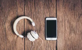 Wireless Headphones for Android cover