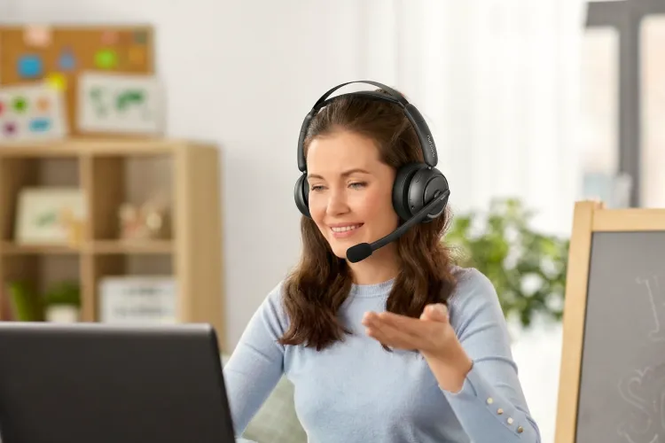 noise canceling wireless headset with microphone online teaching