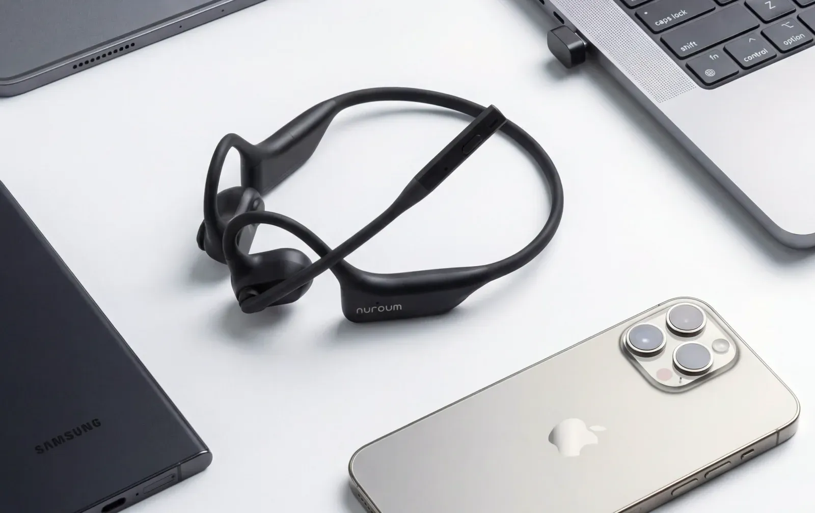 wireless headphone with mic